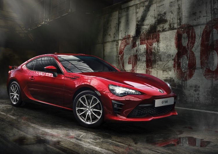 جزئیات تویوتا GT86 برای سال ۲۰۱۷